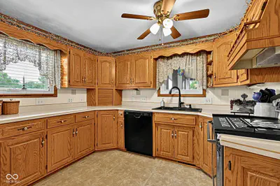 2420 Co Rd 600s, Anderson - 19