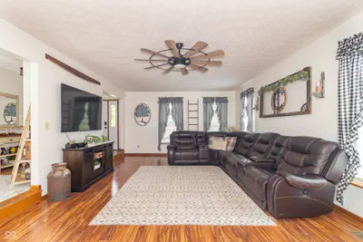 1518 Pippin Drive, Greenfield - 21