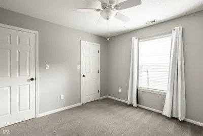 6115 Green Glade Drive, Whitestown - 21