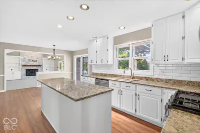 14038 Springmill Ponds Circle, Carmel - 9