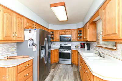 7625 Brehob Road, Indianapolis - 11