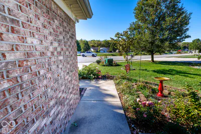 554 Cresthaven Drive, Indianapolis - 9