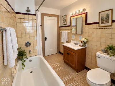 4526 Washington Street, Indianapolis - 41