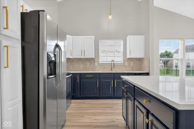 6540 Abby Lane, Zionsville - 11