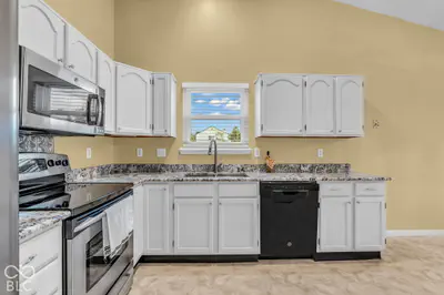 2163 Bradford Trace Boulevard, Indianapolis - 17