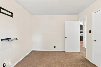 6021 Shelby Street, Indianapolis - 12