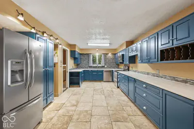 2500 S Edgewood Cove, Martinsville - 10