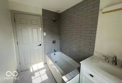 2918 Delaware Street, Indianapolis - 13