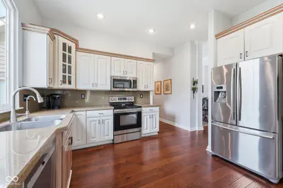 209 Buckingham Road, Yorktown - 19
