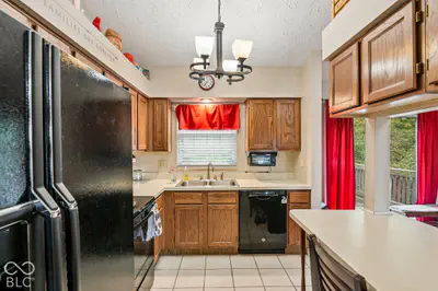 1565 Chase Boulevard, Greenwood - 9