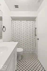 581 Hunters Drive, Carmel - 27