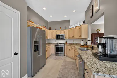 7251 River Glen Drive, Fishers - 14