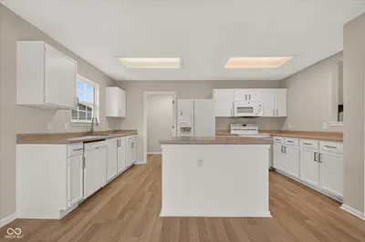 2203 Summerfield Drive, Plainfield - 9