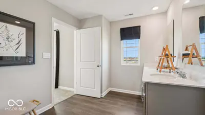 195 Springfield Crossing, Greenfield - 27