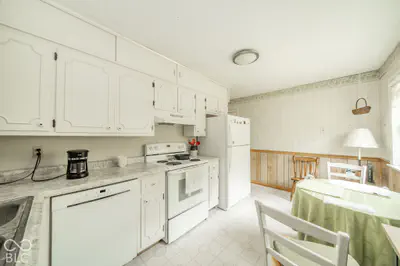 797 N 500 Road W, Anderson - 8