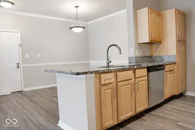 2121 Grenville Street #2D, Carmel - 3