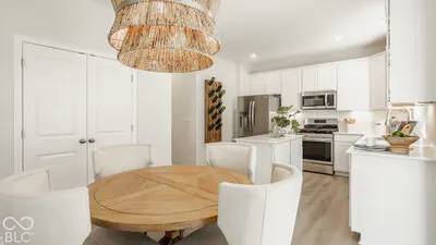 1101 Calistoga Road, Fortville - 10