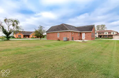 9162 Janelle Drive, Seymour - 15