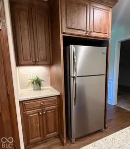 6658 English Oak Drive, Avon - 18