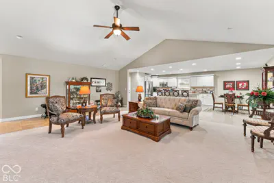5066 Quincy Court, Columbus - 4