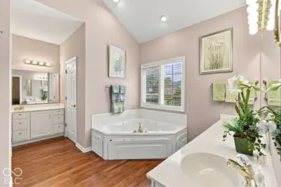 9698 Sunwood Way, Carmel - 20