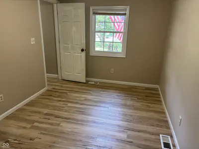 1656 150, Greenfield - 17