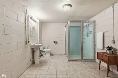 4750 Kessler Boulevard North Drive, Indianapolis - 37