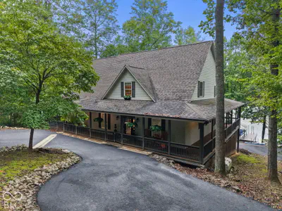 3932 Rembrandt Drive, Martinsville