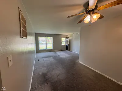 5802 Elaine Street, Speedway - 9
