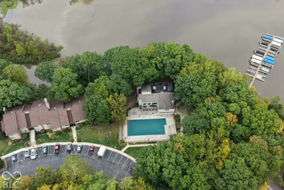 201 Bluffs Circle, Noblesville - 54