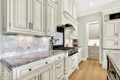 15621 Hidden Oaks Court, Carmel - 17