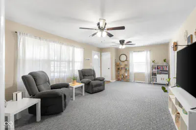 2874 S Oakland Drive, Shelbyville - 13