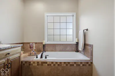 2532 Woodland Farms Drive, Columbus - 40