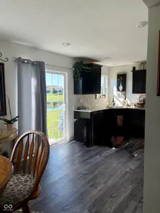 5335 Maywood Drive, Whitestown - 11