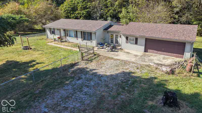 9545 Bono Road, Terre Haute - 36