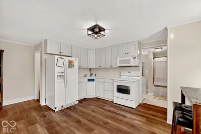 9104 W Hamilton Avenue, Indianapolis - 24