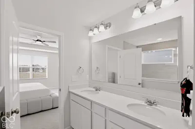 19060 Seaforth Way, Westfield - 63