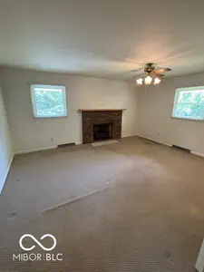 4520 Heritage Woods Road, Bloomington - 15