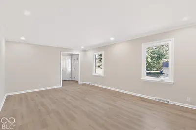 11432 Rolling Court, Carmel - 12