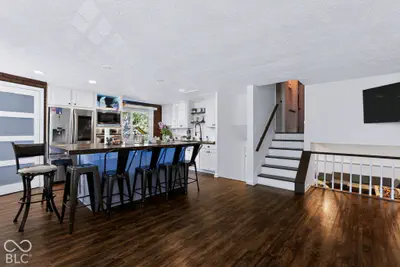 6524 Breeds Hill Court, Indianapolis - 9