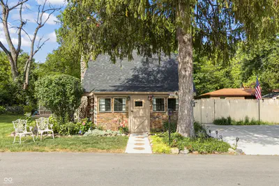 6518 Paradise Court, Indianapolis