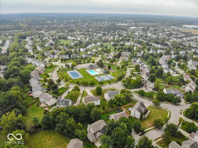 11979 Sellerton Drive, Fishers - 45