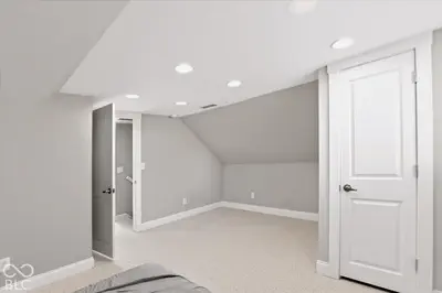 1064 Hosbrook, Indianapolis - 35