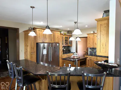 654 900, Crawfordsville - 37