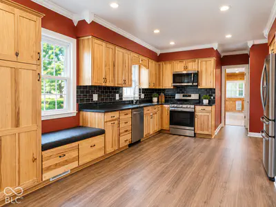7053 Grosvenor Place, Indianapolis - 12