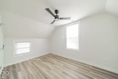 350 S East Street, Pendleton - 23