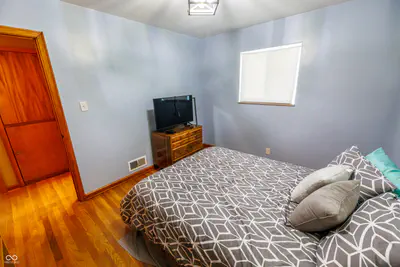 84 7th Avenue, Beech Grove - 46