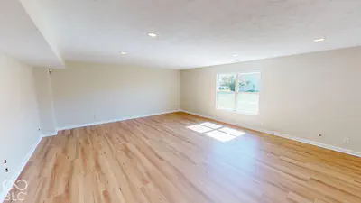 11633 Sinclair Drive, Indianapolis - 17