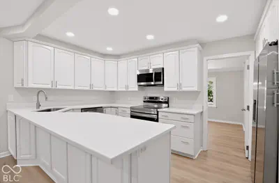 11432 Rolling Court, Carmel - 25