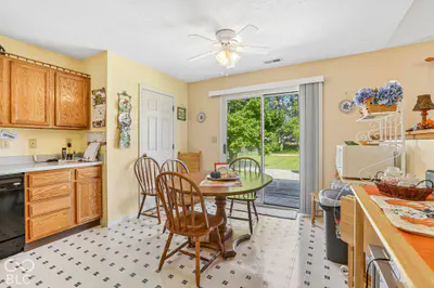 320 E Quail Wood Lane, Westfield - 11